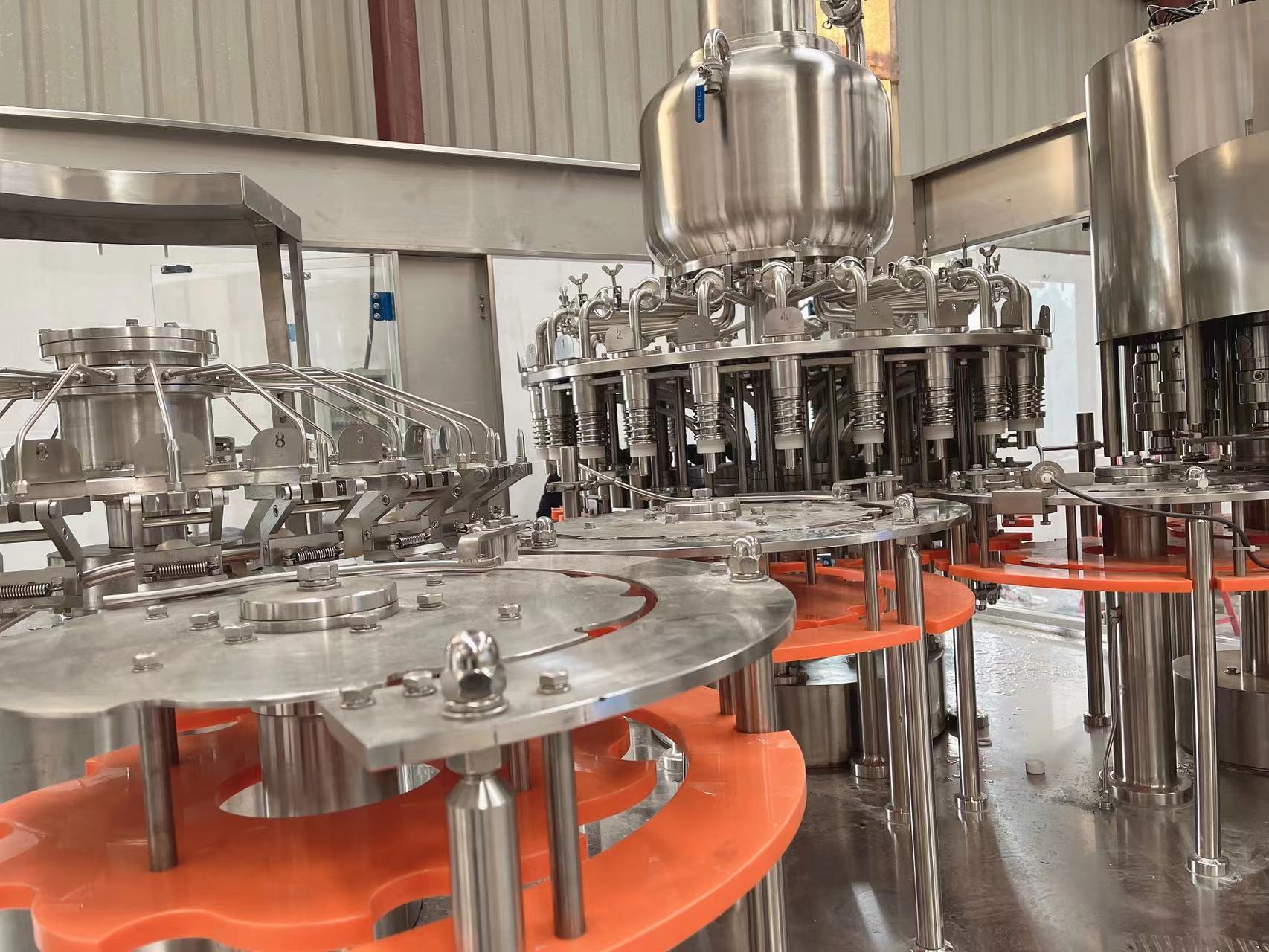 دستگاه آبمیوه پرکن قسمت پرکن